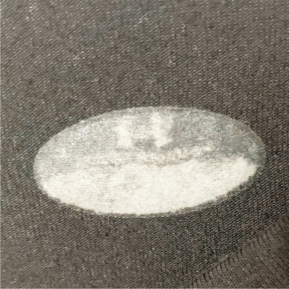 Under Armour Bundle of Two Athletic Tops Graphic Size Small Long & Short Sleeve - Picture 14 of 14